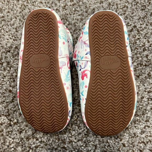 Monkey Feet size 2-3y Mermaid shoes - Picture 4 of 4